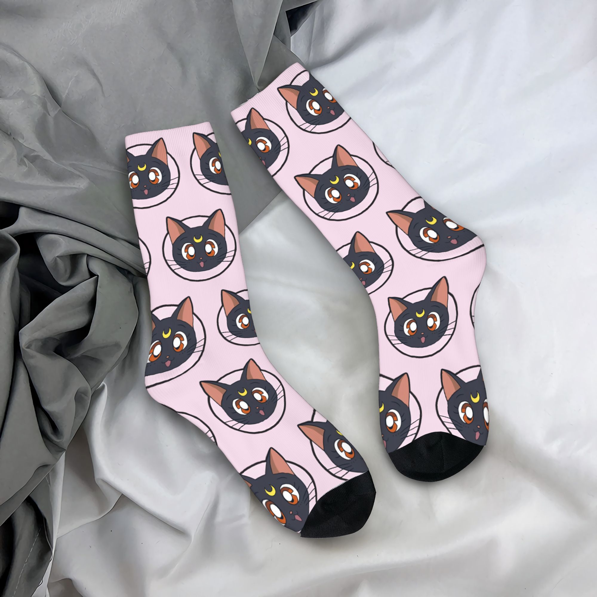 Trendy Unisex Crew Socks Sailo - Anime Merchandise Dress ulasan dan harga